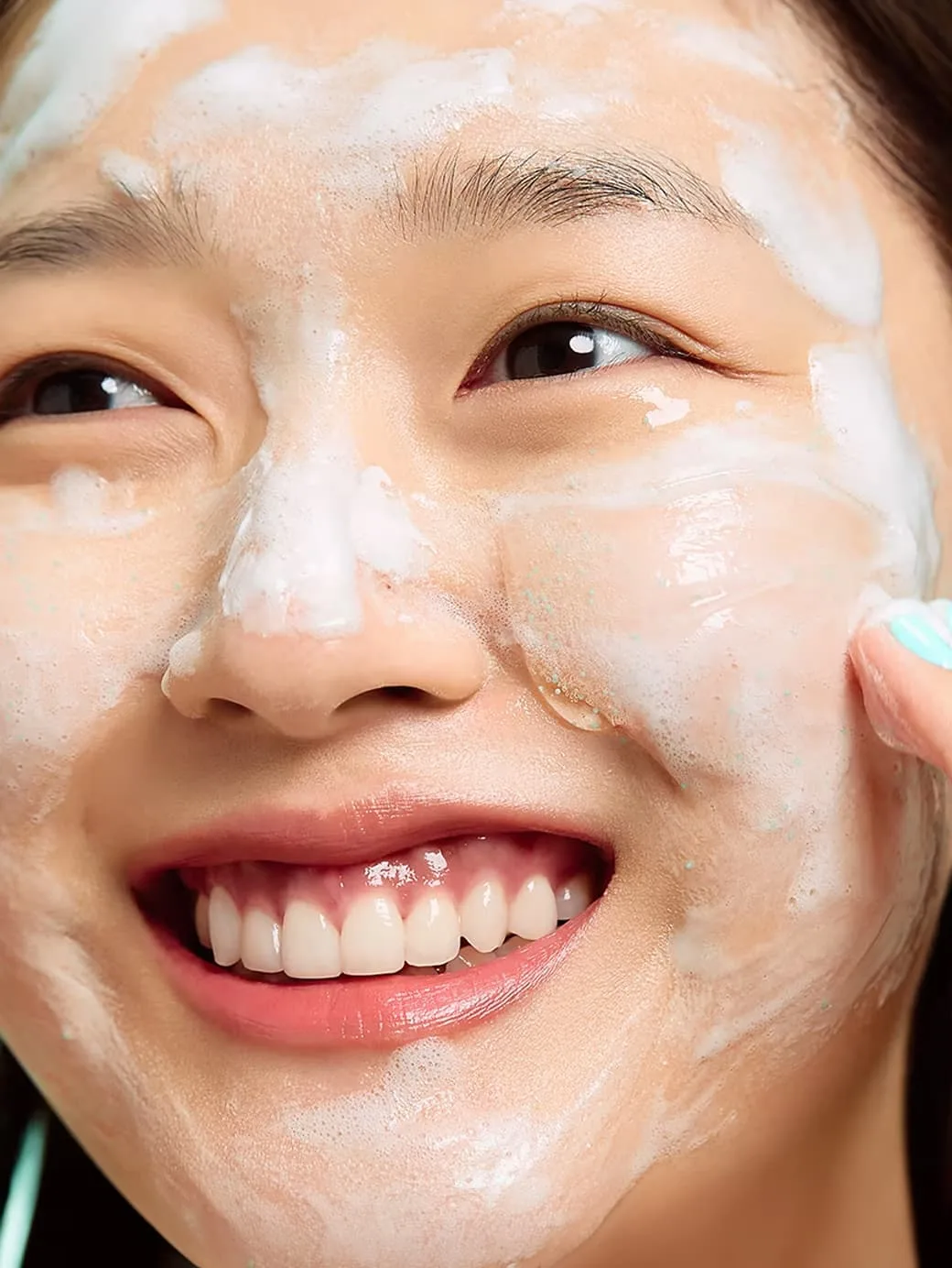 Renewing Foam Cleanser 150ml - Image 2