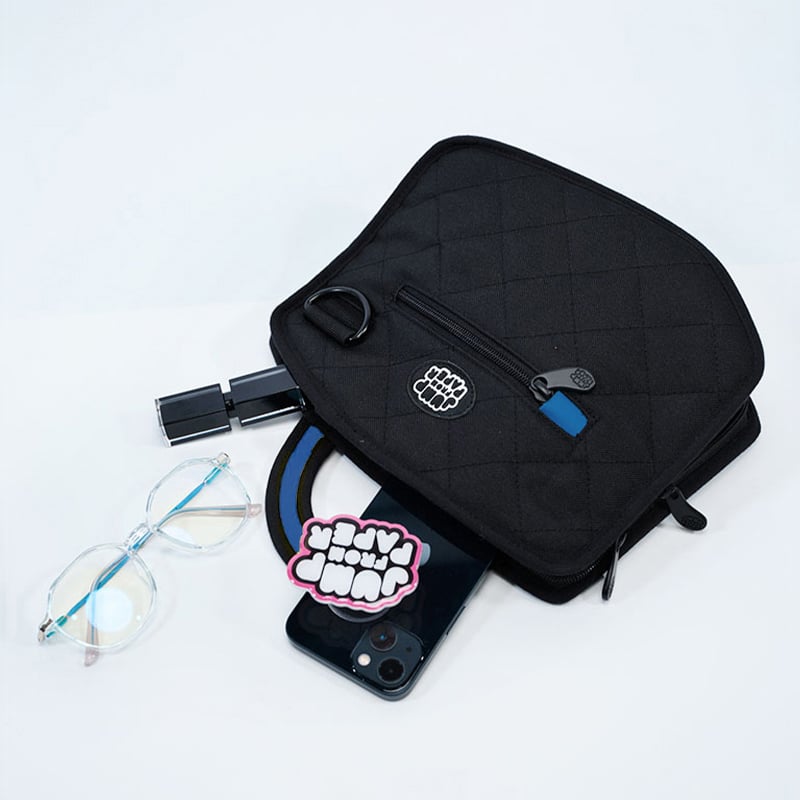 Checkered 3D Cartoon Handbag - Image 9